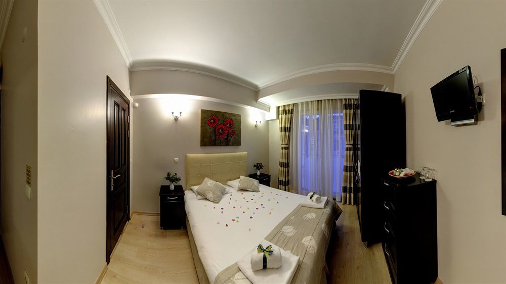 Marine House Boutique Hotel アダラー エクステリア 写真